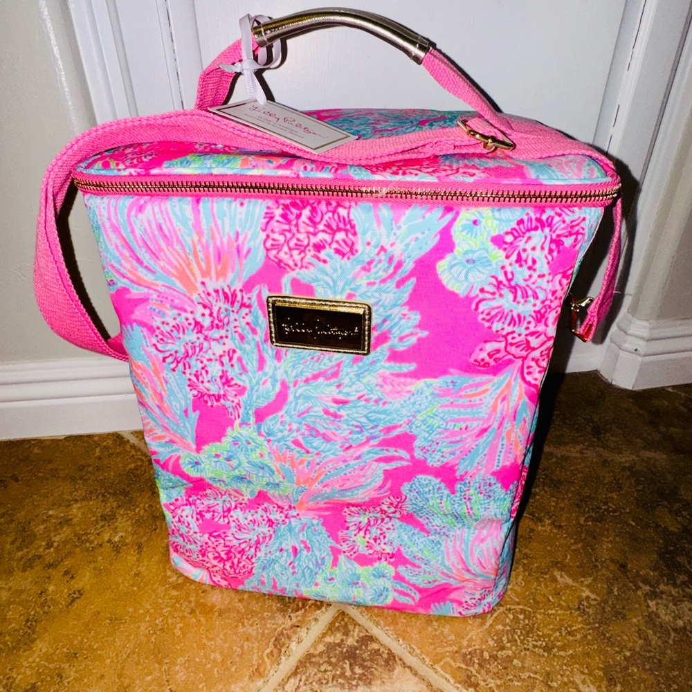 Lilly Pulitzer Pink and Blue Wine Bag or cooler with Floral Design